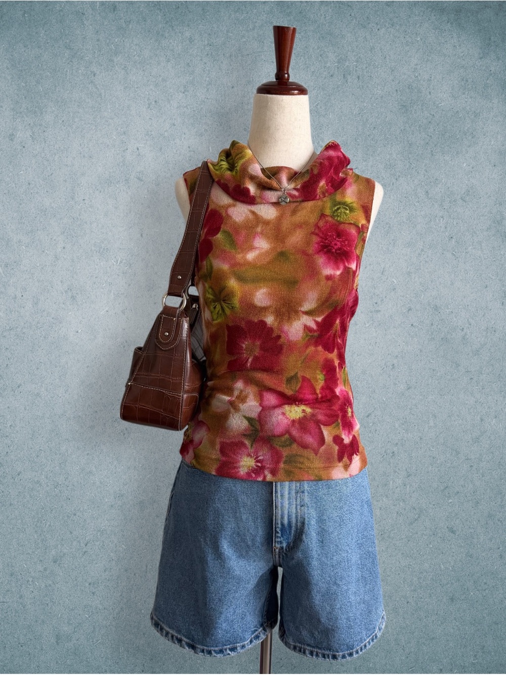 pink floral cowl-neck mesh top - size m